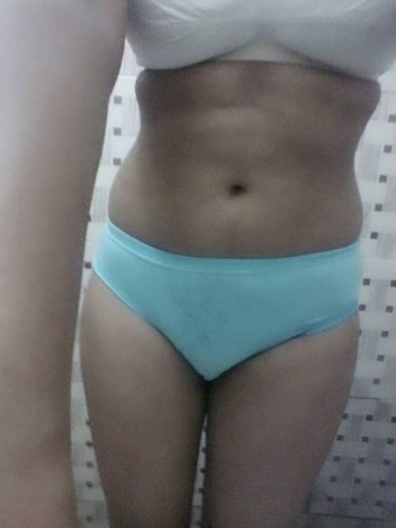 Tamil Sofatware Employee Harini Nude Pics (49).jpg