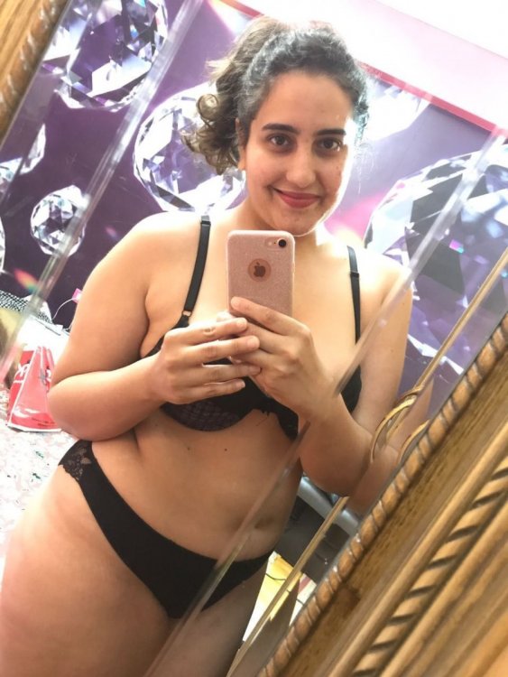 Cute Young Paki Nude Selfies (13).JPG