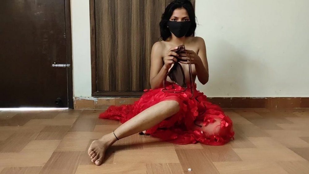 Indian_Teen_Girl_Sex_Tips_in_Hindi_Voice_Sexy_Hindi.mp4_0003.thumb.jpg.2fba23b8cc91a17a9be7afb82dd042d9.jpg