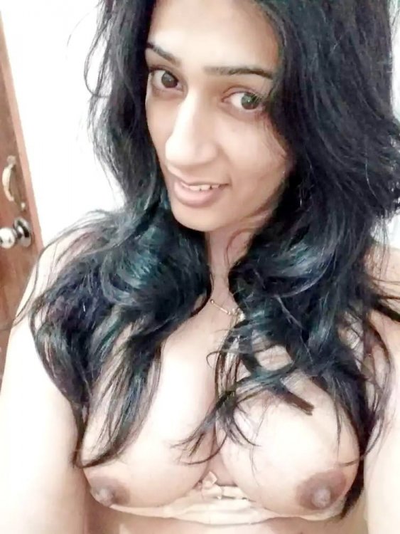 FF_DesiAnjumanBhabhi (1).jpg