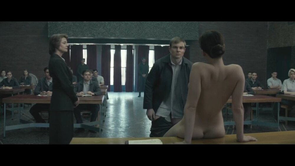 redditsave.com_jennifer_lawrence_hot_scenes_in_red_sparrow_2018-8q1tu9kag3b91_exported_212633.jpg