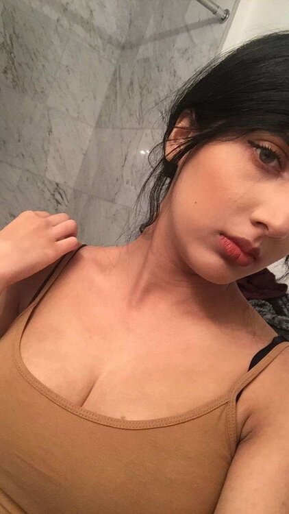 Pretty Skype Girl pic 012.jpg