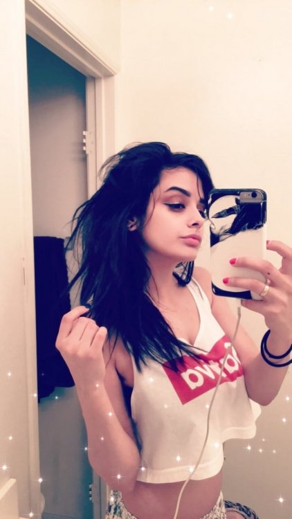 23_sexy girl.jpg