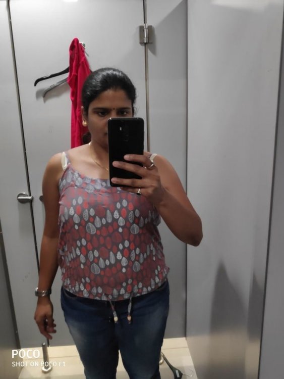 Tamil Aunty 10.jpg